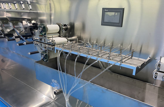 5 KW Μηχανή βρεγμένων σάπιων για μωρά βρεγμένα σάπια για μωρά Τρίψιμο αναδιπλούμενο στοιβάζοντας συσκευασία